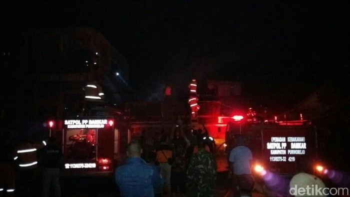 2 Ruko di Pasar Purworejo Terbakar
