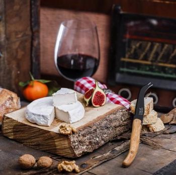 Yummy! Kini Warga Prancis Bisa Menikmati Keju Camembert Vegan