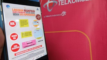“Kami mengimbau agar pelanggan prabayar meregistrasikan kartunya segera dan jangan menunggu batas akhir dari periode registrasi. Peraturan ini sangat bermanfaat dalam memberikan kenyamanan dan kemudahan layanan bagi pelanggan, terutama dalam memberikan perlindungan kepada pelanggan agar terhindar dari tindakan kejahatan dan aksi-aksi penyalahgunaan layanan yang dilakukan oleh pihak yang tidak bertanggung jawab, jelas Ririn (Foto: Dok. Telkomsel)