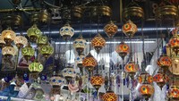 Ini menjadi salah satu destinasi favorit turis di Istanbul. Dalam sehari pengunjung yang datang bisa mencapai 500 ribu orang. Baik traveler dari berbagai daerah di Turki maupun para turis mancanegara (Kurnia/detikTravel)