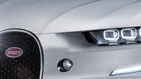 Namun mengingat semakin favoritnya mobil SUV di dunia, Bugatti rupanya tidak begitu saja tergiur untuk langsung memperkenalkan SUV. Padahal pesaing utama Bugatti seperti Lamborghini sudah menyatakan akan ikut memperkenalkan SUV. Dan membuat, pecintanya gregetan untuk coba menerka desain Bugatti SUV. Foto: Dok. Motor1
