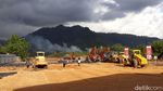 Di Kaki Bukit, Jokowi Resmikan Proyek Tol Padang-Pekanbaru