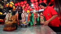 Ritual tersebut dilakukan di Klenteng Toasebio, di kawasan Glodok, Jakarta, Jumat (9/2/2018).