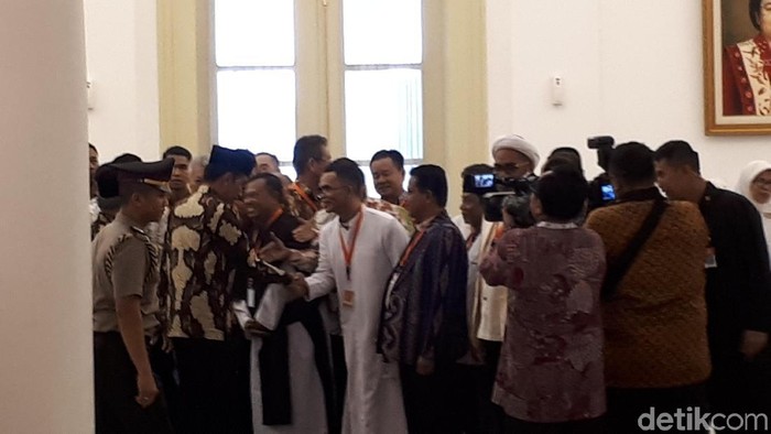 Jokowi: Perdamaian dan Persatuan Tak Bisa Diukur dengan Materi