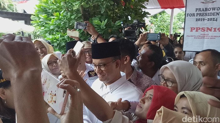 Anies-Sandi Hadiri Peringatan HUT Ke-10 Gerindra