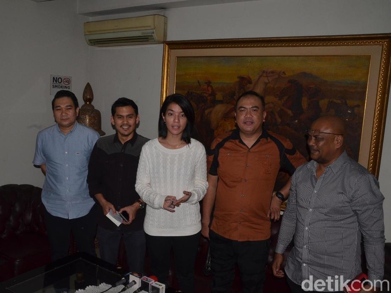 Sheila Marcia Kecewa Dipolisikan Melodya Vanesha Sheila Marcia Kecewa Dipolisikan Melodya Vanesha