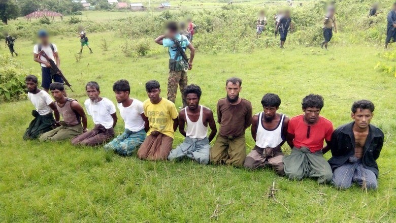 Kantongi Bukti Pembunuhan Rohingya, 2 Wartawan Ditahan di Myanmar Kantongi Bukti Pembunuhan Rohingya, 2 Wartawan Ditahan di Myanmar