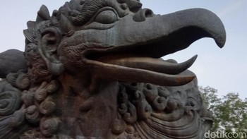 Kamera belakang Oppo A83 sendiri berukuran 13 MP. Foto: Adi Fida Rachman/detikINET
