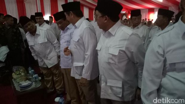 Anies-Sandi Hadiri Peringatan HUT ke-10 Gerindra 