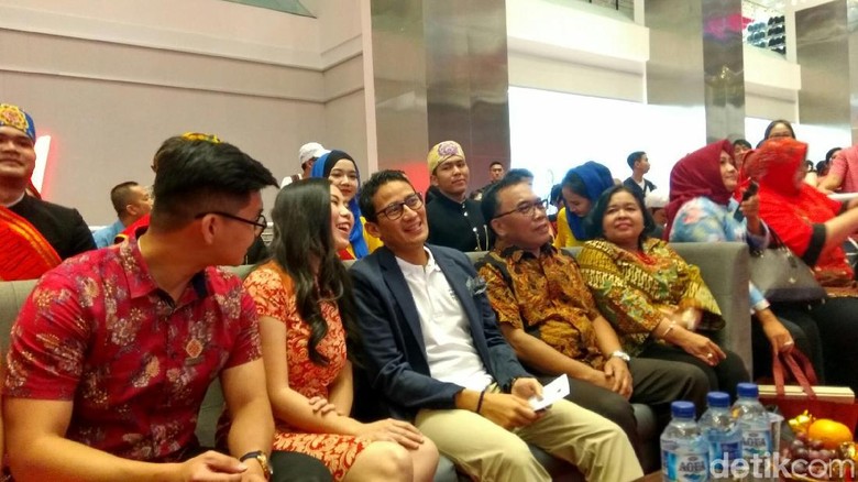 Sandi Ingin Wisatawan Asal China ke Jakarta Meningkat Sandi Ingin Wisatawan Asal China ke Jakarta Meningkat