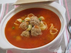 Anak-anak Sedang Kurang Sehat? Buatkan Saja 4 Sup Enak Kaya Nutrisi Ini