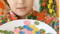 Kaya kancing beneran, ya. Mungkin karena ukurannya yang sesuai dengan kancing asli, jadi lebih mirip. Foto: Instagram @imunsu1995