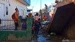 Melihat Permukiman Kampung Pulo Usai Diterjang Banjir