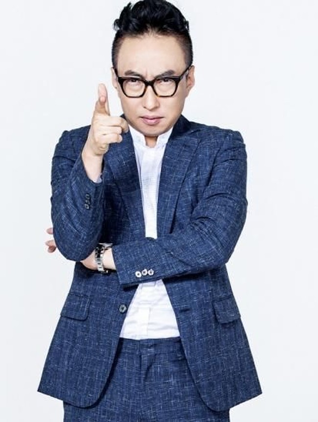 Komedian Park Myung Soo pernah menemui seorang anti-fans secara langsung di sebuah acara televisi. Namun Park Myung Soo sepenuhnya mengabaikan kata-kata kasar yang mereka lontarkan. Foto: istimewa