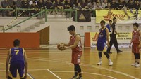 Bhacty juga mewakili kampusnya berlaga di turnamen basket antar kampus. (Foto: Instagram/@bhactymuda)
