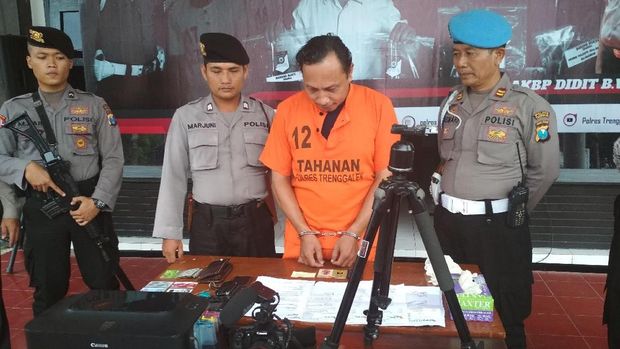 Polisi juga menyita peralatan pelaku sebagai barang bukti