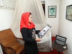 Safari ke Kediri, Puti Kunjungi Rumah Masa Kecil Soekarno