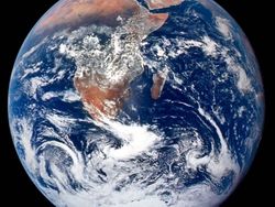 Penampakan Para Manusia Terakhir yang Mendarat di Bulan