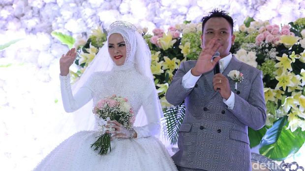 Angel Lelga dan Vicky Prasetyo