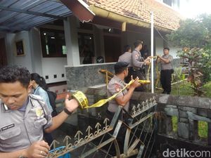 Polisi Perluas Area Steril Lokasi Penyerangan Gereja Lidwina Sleman
