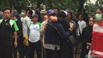 Foto: Jenazah Korban Bus Maut Tanjakan Emen Tiba di RSUD Tangsel