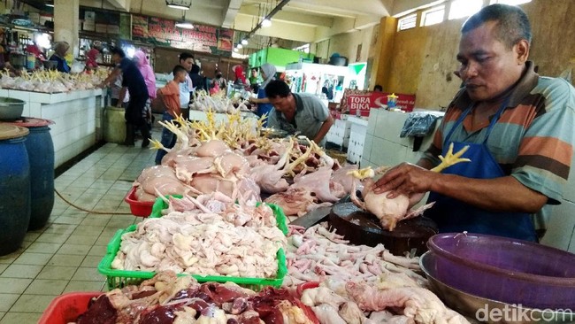 Harga Daging Sapi dan Ayam Masih Tinggi Jelang Puasa