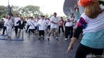 Menlu Retno Pimpin Jalan Santai Diplomatic Walk