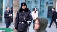 Pelaku kini telah diamankan petugas Kepolisian.  (Foto: Dok. REUTERS/Jason Lee)