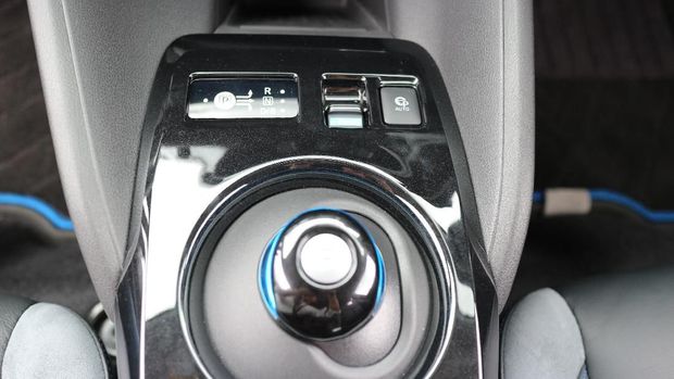 Menjajal Mobil Listrik Terlaris Dunia