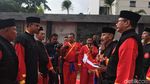 Foto: Momen Anies Terima Sabuk Hitam Pendekar Kehormatan Tapak Suci