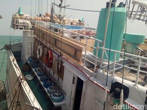 Foto Kapal Sunrise Glory yang Angkut Sabu 1 Ton di Perairan Batam