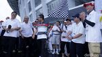 Menlu Retno Pimpin Jalan Santai Diplomatic Walk