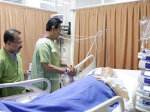 Sultan HB X ke Romo Prier: Maaf Saya Terlambat Mengamankan