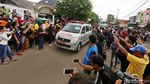 Detik-detik Pemakaman Jenazah Korban Kecelakaan Tanjakan Emen
