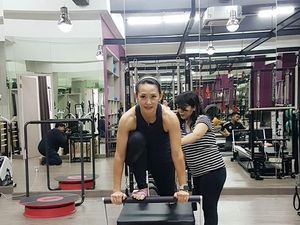 Foto: Susan Bachtiar Tetap Cantik dan Awet Muda karena Doyan Olahraga