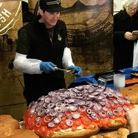 Begini Tampilan Bagel Seberat 96 Kilogram yang Siap Pecahkan Rekor