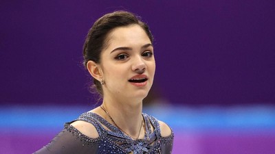 Foto: Ketika Ice Skater Cantik dari Rusia Pergi Traveling