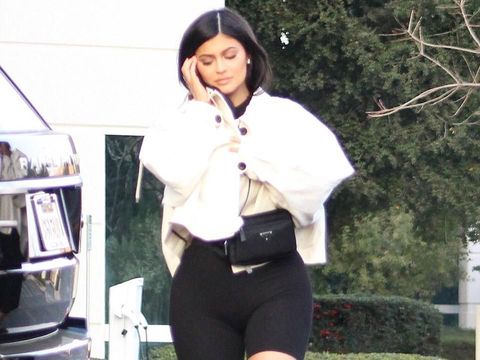 Penampilan Perdana Kylie Jenner Setelah Melahirkan 10 Hari Lalu