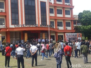 Kisruh Kampus Unikama Kota Malang, Ruang Rektorat Disegel