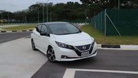 Nissan LEAF yang baru mendapatkan penyegaran juga masuk dalam nominasi calon mobil ramah lingkungan terbaik. Foto: Dina Rayanti