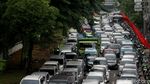 Kemacetan Mengular, Imbas Demo Sopir Angkot di Tebet