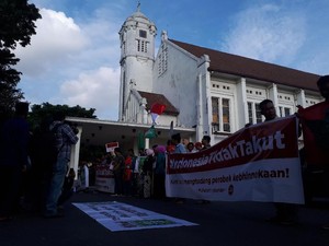 Kader Muda PKB Aksi Solidaritas ke Gereja Paroki Surabaya