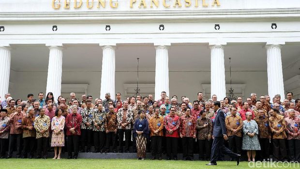 Presiden Jokowi membuka Rapat Kerja Kepala Perwakilan Republik Indonesia dengan Kementerian Luar Negeri. Acara digelar di Gedung Pancasila, Jakarta.