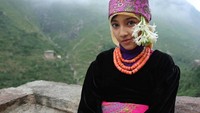 Puncak Pegunungan Dhalamlam, terdapat pemukiman yang belum modern. Mereka hidup tanpa listrik atau air mengalir. (Abduljabbar Zeyad/Instagram)