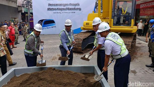 Pencanangan LRT Metro Kapsul Bandung Dimulai