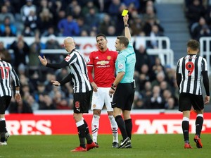 MU dan Bournemouth Paling Banyak Dikartu karena Diving
