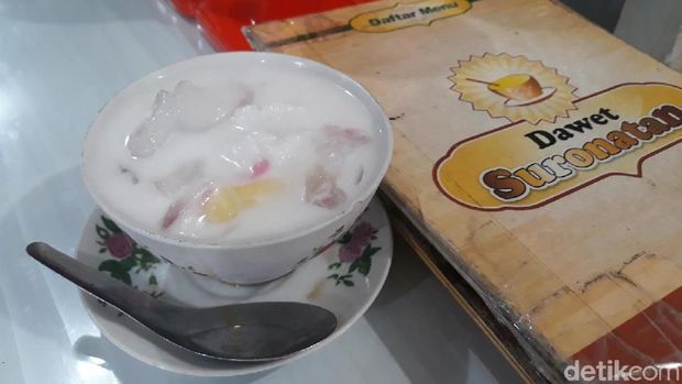  Dawet Suronatan Madiun yang melegenda/