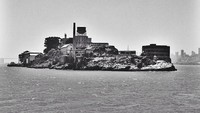 Jiwa petualangan Randy tak hanya terlihat dari olahraga yang ia kuasai. Saat liburan ke Amerika, Randy melakukan trip ke penjara Alcatraz Island. (randpunk/Instagram)