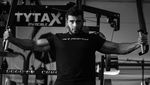 Hot! Hot! Intip Olahraganya Sam Asghari, Pacar Britney Spears yang Sixpack
