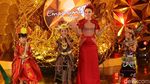 Merah Merona Rossa di Atas Panggung